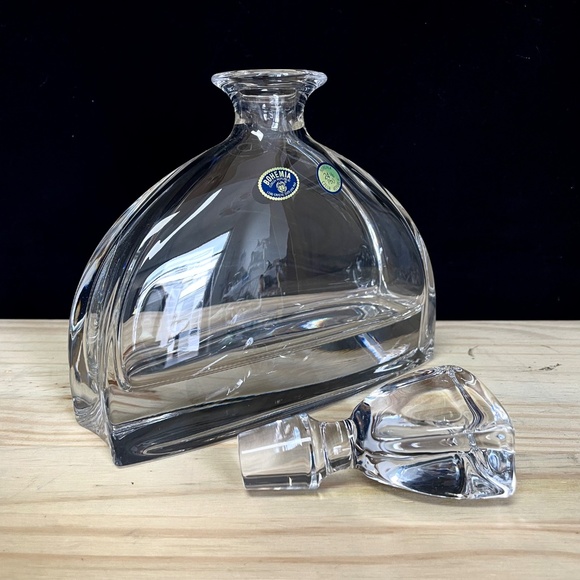Bohemia Crystalite Butterfly Whiskey Decanter Set - MASU COPY - Whiskey Decanter, Crystal Glass Vodka Carafe 22oz /650ml Bohemia Crystal…
